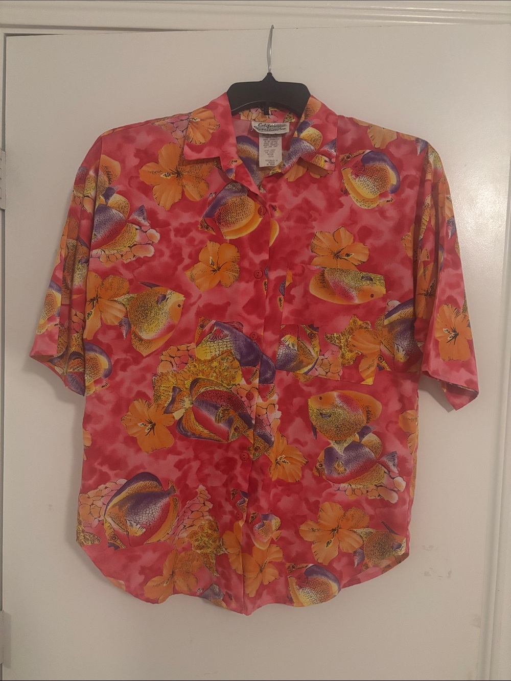 Vintage Pink Tropical Fish Print Button-Down Shirt